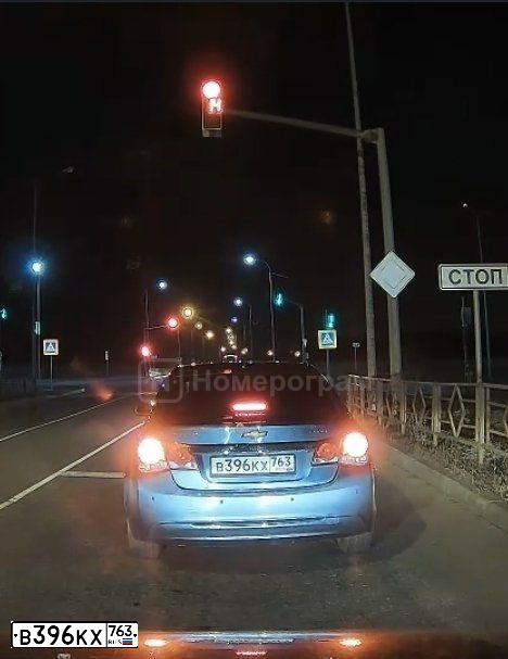 Фото автомобиля CHEVROLET CRUZE, 2012 — госномер В396КХ763. Цвет: СИНИЙ МЕТАЛИК