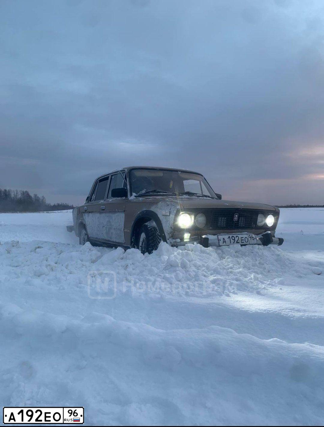 Фото автомобиля LADA 2106, 1994 — госномер А192ЕО96. Цвет: ТЕМНО-БЕЖЕВЫЙ