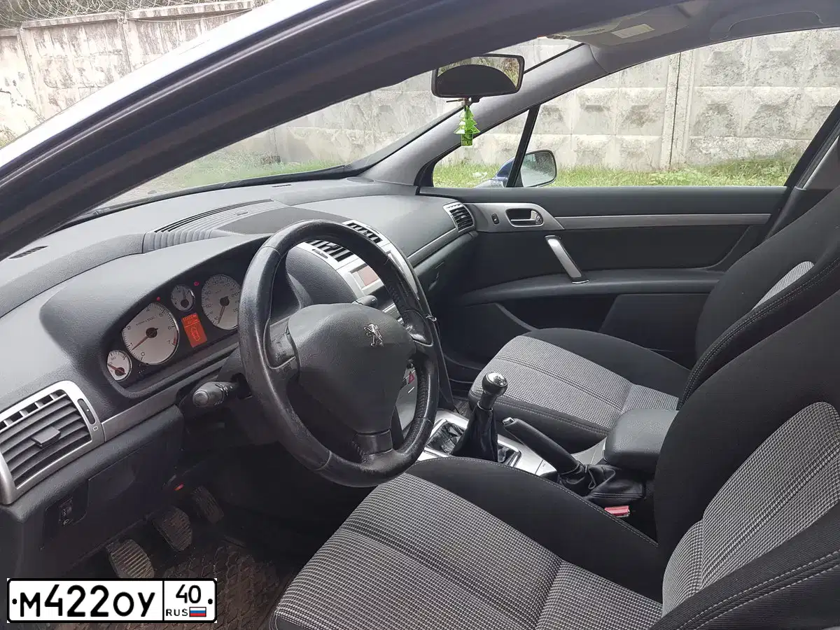 Фото автомобиля PEUGEOT 407, 2007 — госномер М422ОУ40. Цвет: СИНИЙ