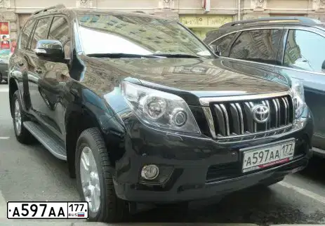Фото автомобиля TOYOTA LANDCRUISER, 2011 — госномер К231ЕН790. Цвет: ЧЕРНЫЙ