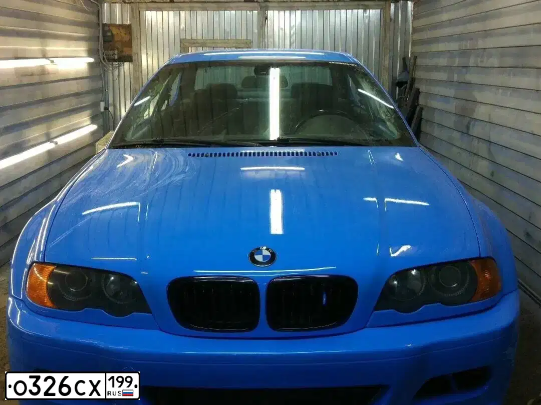 Фото автомобиля BMW SERIE 3, 2000 — госномер Р604ЕУ138. Цвет: ГОЛУБОЙ