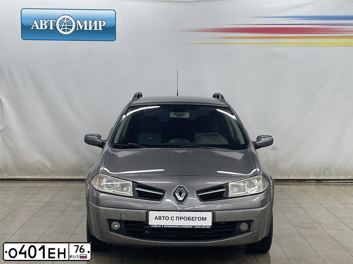 Фото автомобиля RENAULT MEGANE, 2008 — госномер О401ЕН76. Цвет: ТЕМНО-СЕРЫЙ