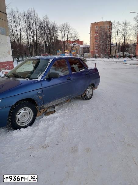 Фото автомобиля LADA 2110 LADA, 2002 — госномер Р936РН62. Цвет: СЕРЕБР.ЯРКО-СИНИЙ