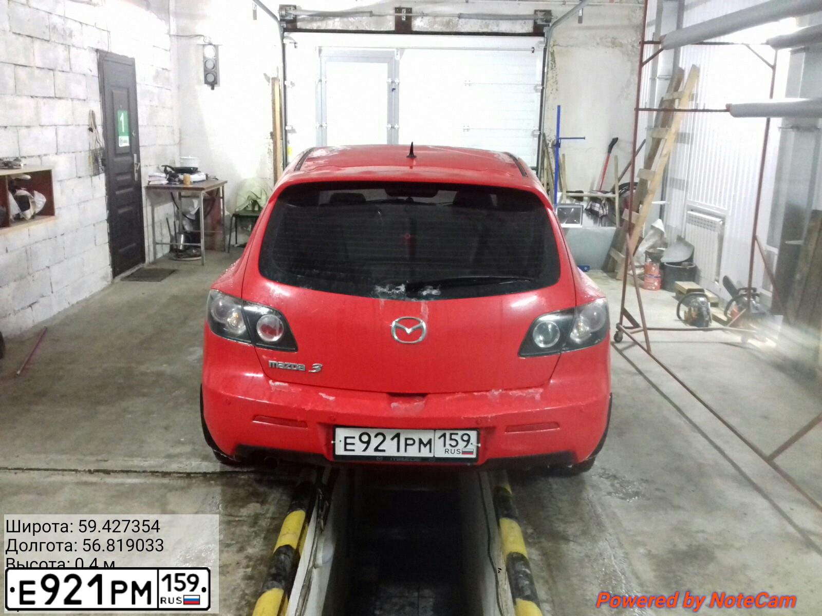 Фото автомобиля MAZDA 3, 2006 — госномер О477СС159. Цвет: Красный