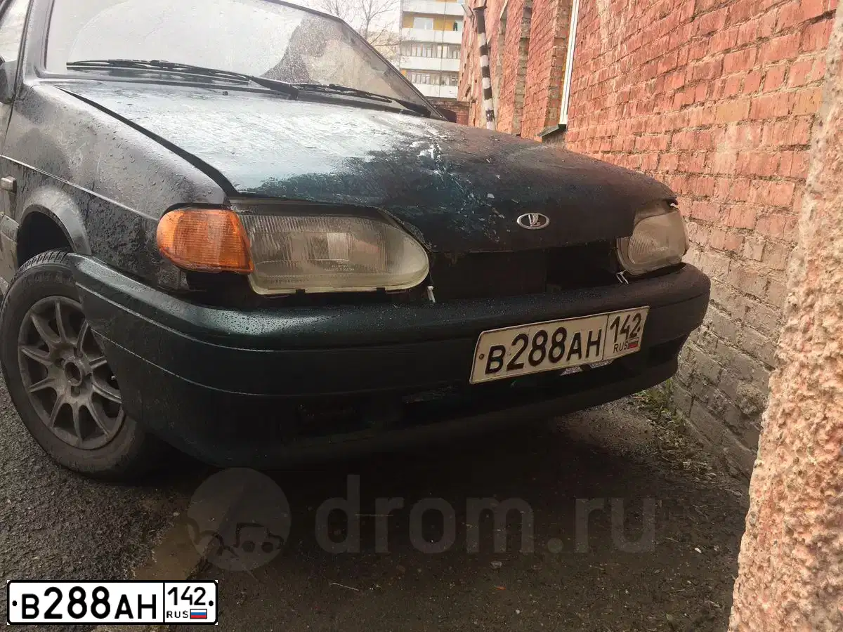Фото автомобиля LADA 2114 SAMARA, 2004 — госномер В288АН142. Цвет: ТЕМНО ЗЕЛЕНЫЙ