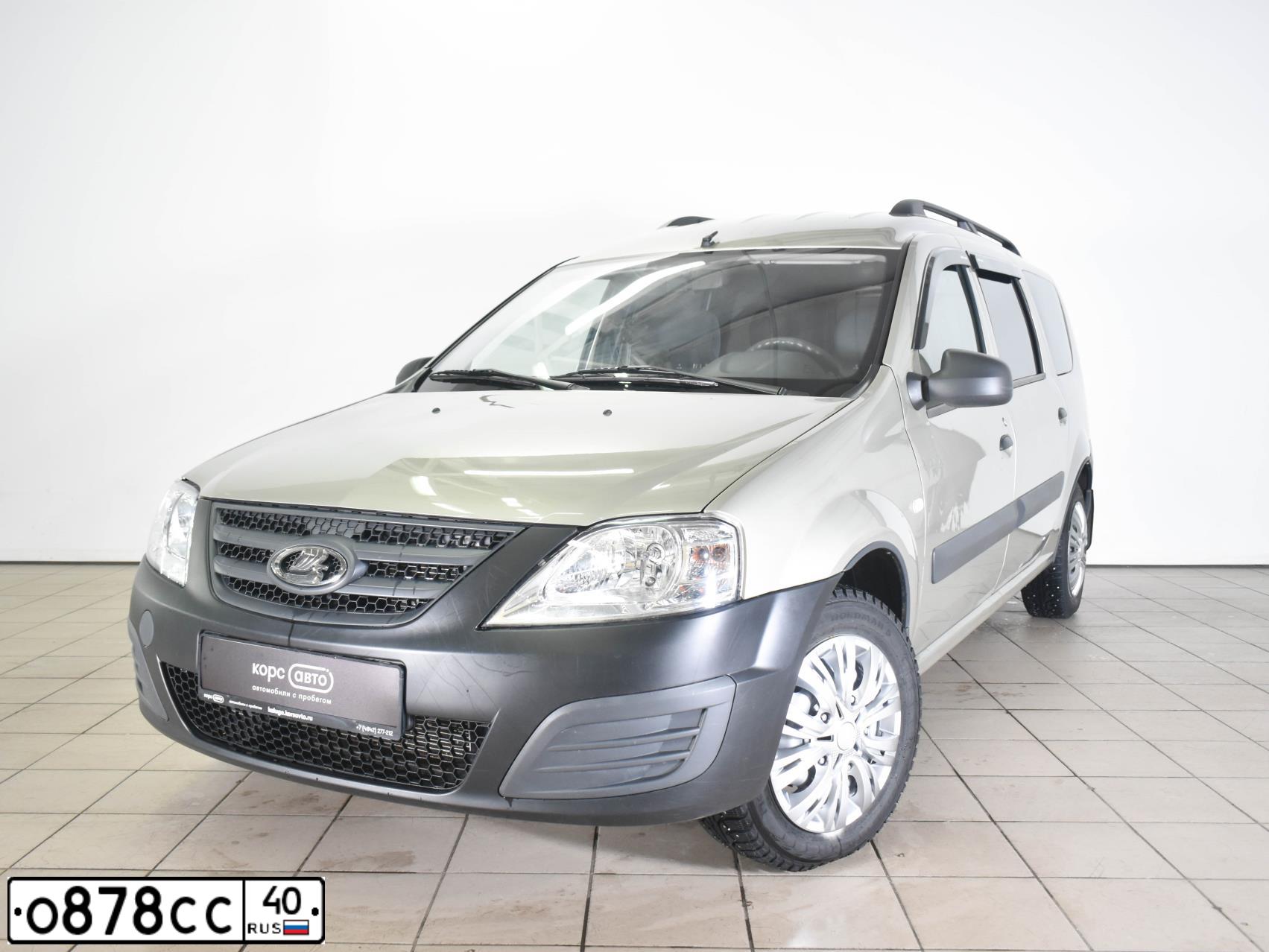 Фото автомобиля LADA LARGUS, 2019 — госномер О878СС40. Цвет: СЕРЫЙ