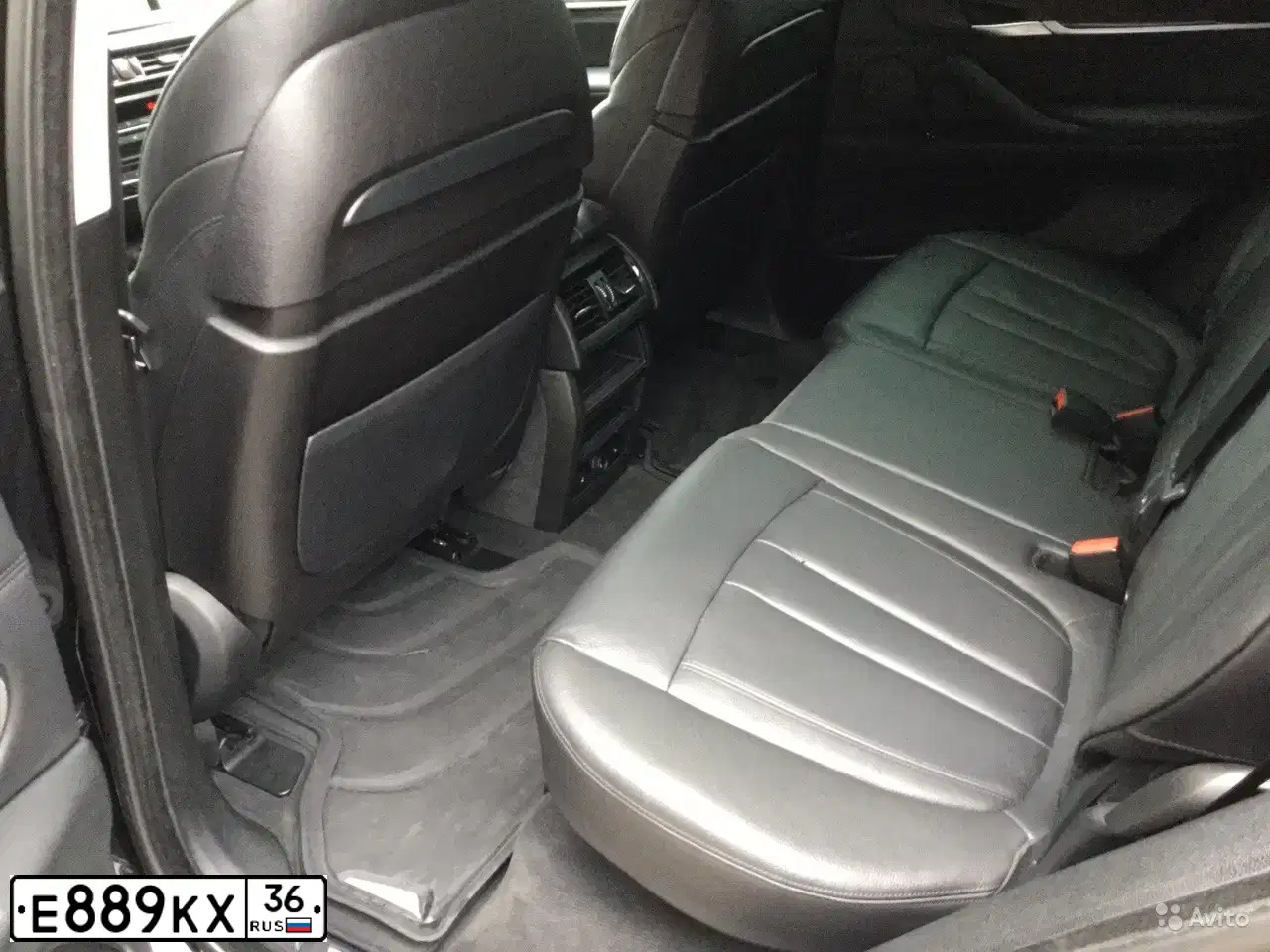 Фото автомобиля AUDI Q5, 2013 — госномер Е889КХ36. Цвет: синий
