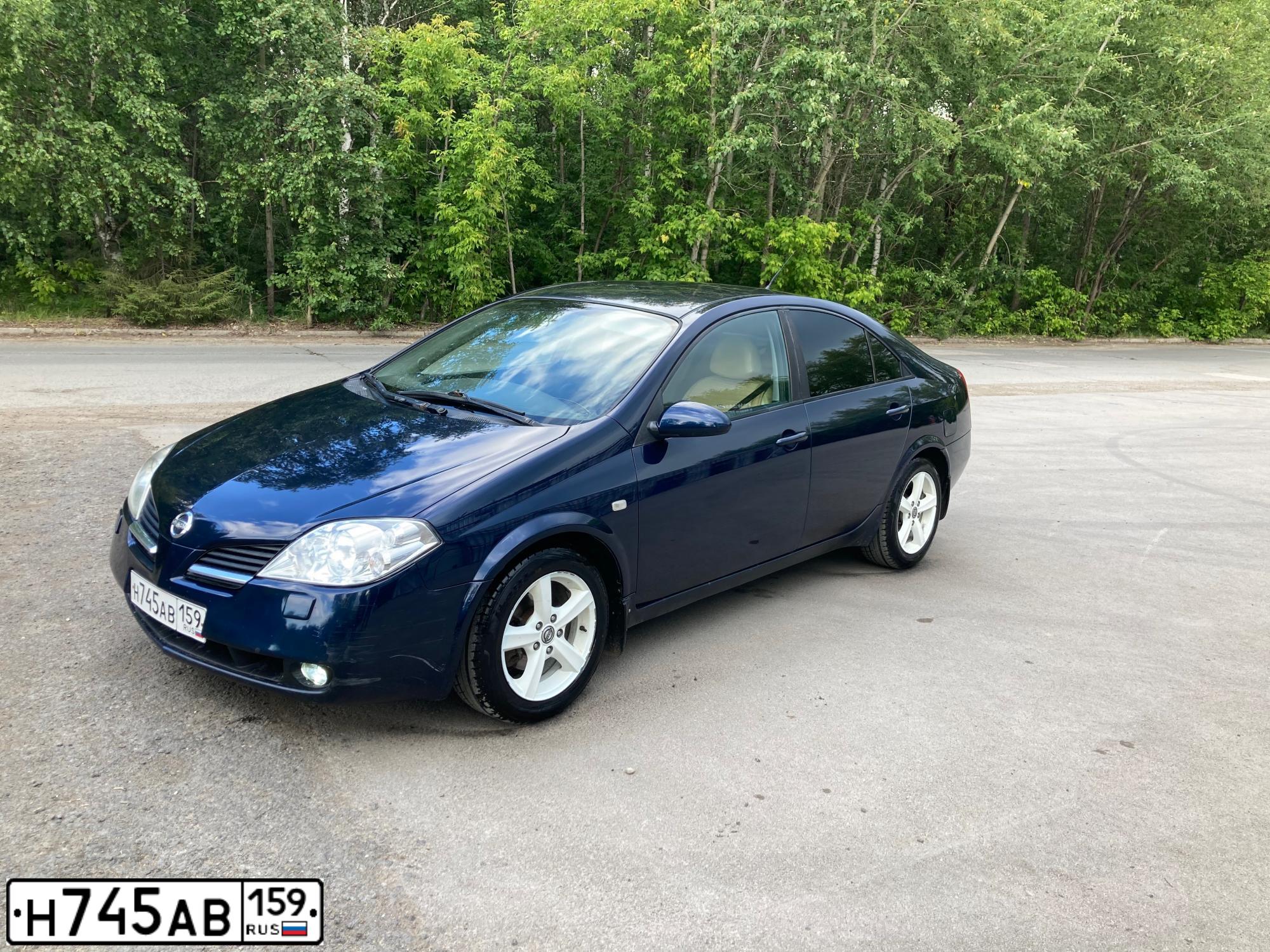 Фото автомобиля NISSAN PRIMERA, 2003 — госномер Н745АВ159. Цвет: синий