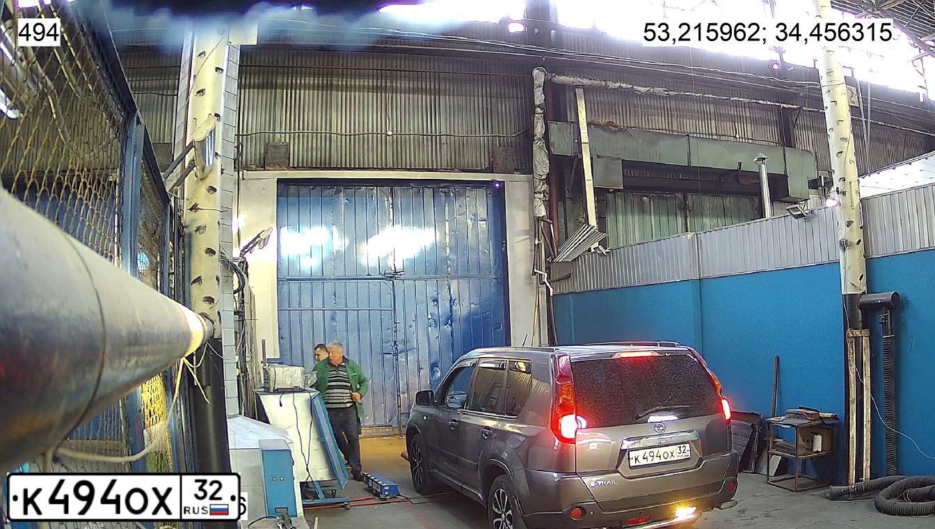 Фото автомобиля NISSAN X-TRAIL, 2009 — госномер К494ОХ32. Цвет: СЕРО-СИРЕНЕВЫЙ