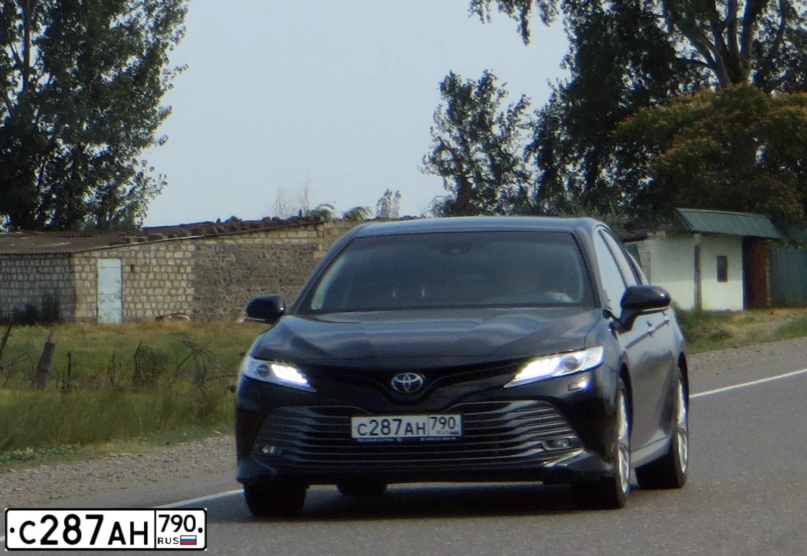 Фото автомобиля TOYOTA CAMRY, 2020 — госномер У804СО05