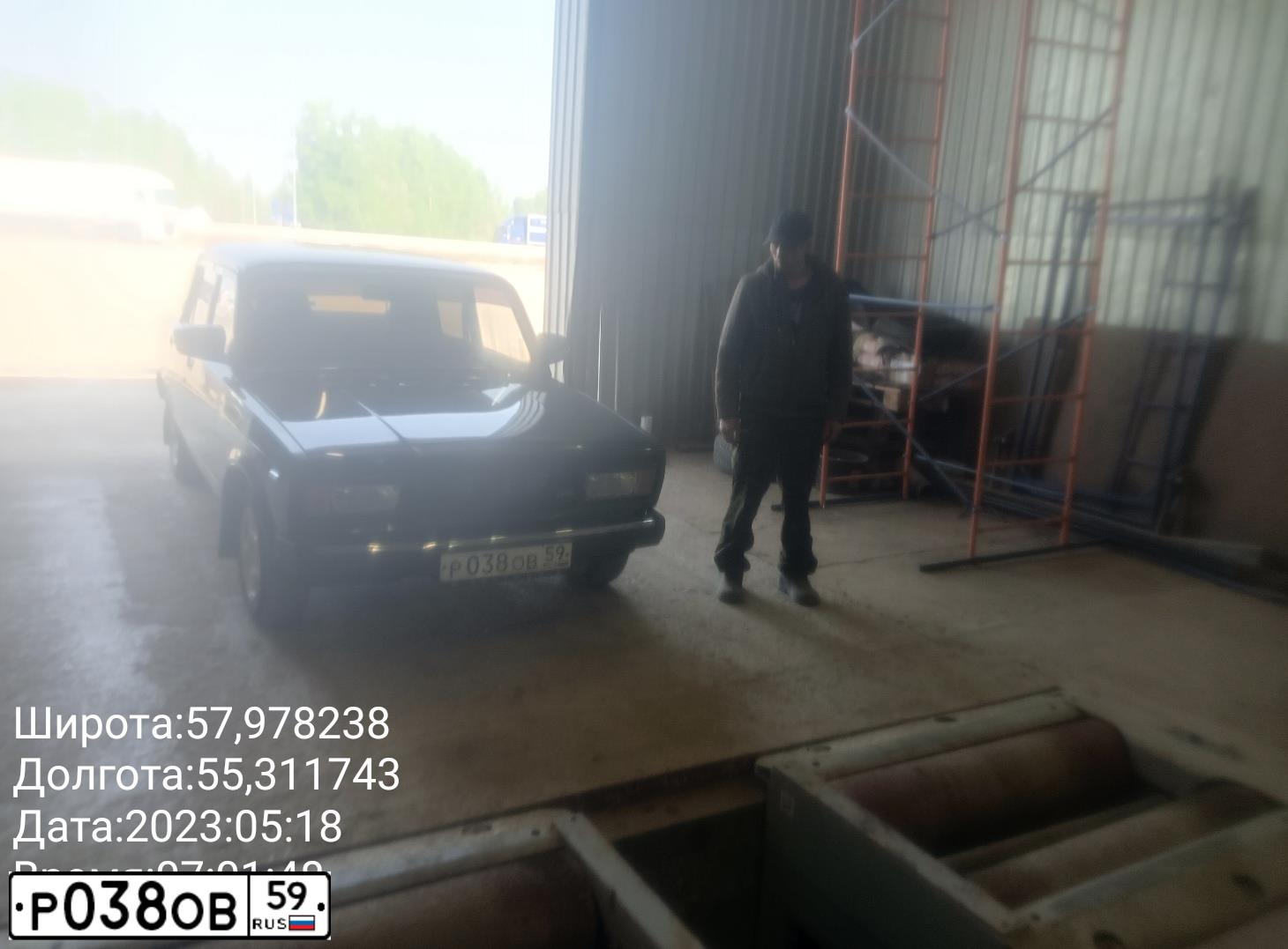 Фото автомобиля LADA 2107, 2008 — госномер Р038ОВ59. Цвет: Темно-зеленый