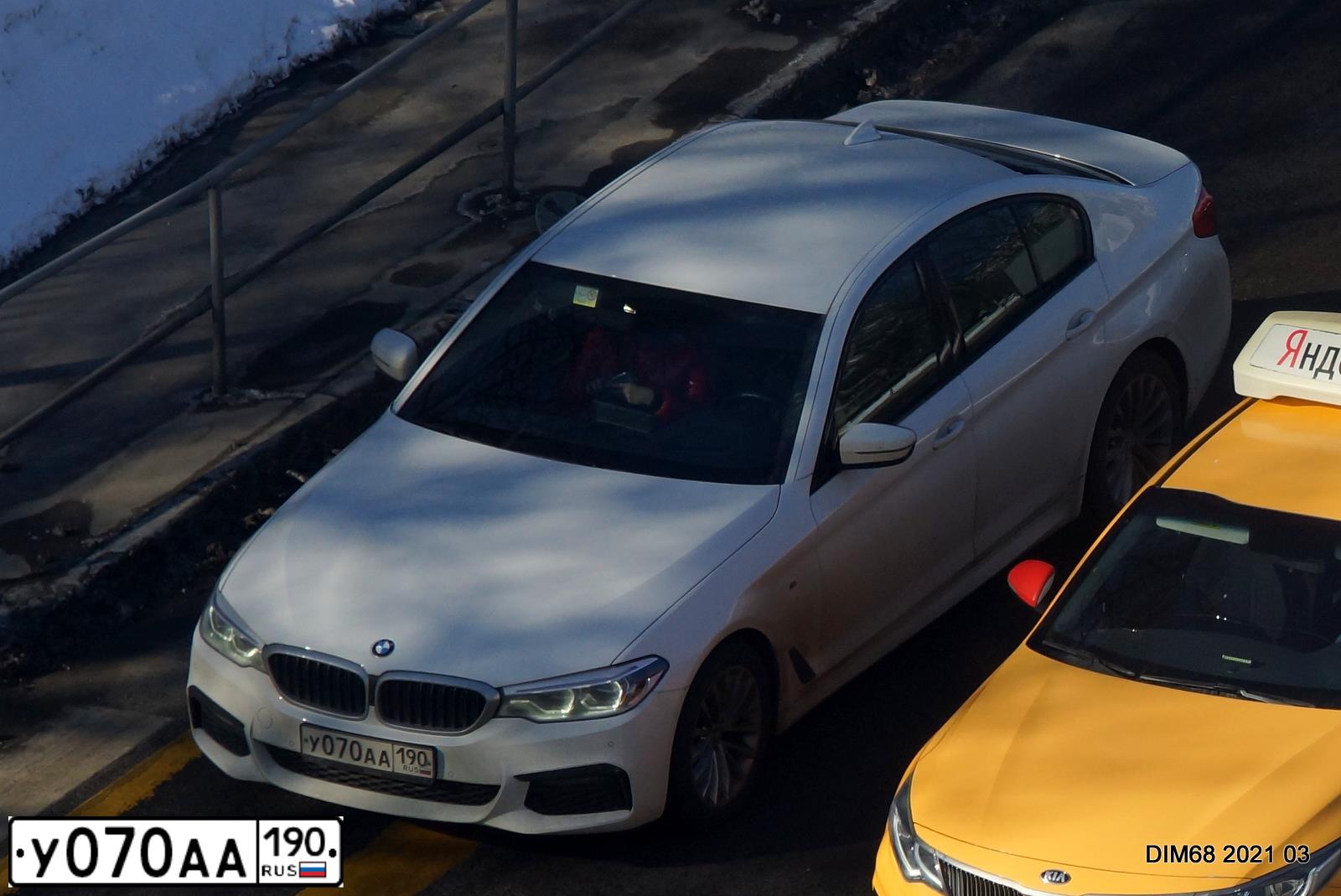Фото автомобиля BMW 530D, 2012 — госномер М702ЕТ763. Цвет: Белый