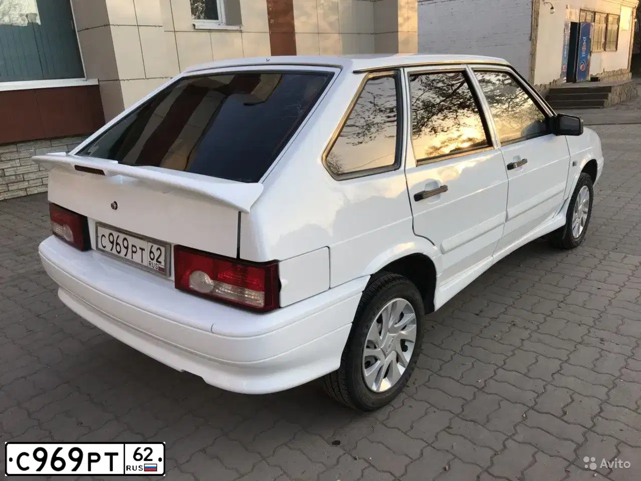 Фото автомобиля LADA 2114 SAMARA, 2010 — госномер С969РТ62. Цвет: Белый