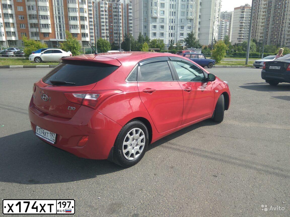 Фото автомобиля HYUNDAI I30, 2012 — госномер Х066ОТ99. Цвет: Красный
