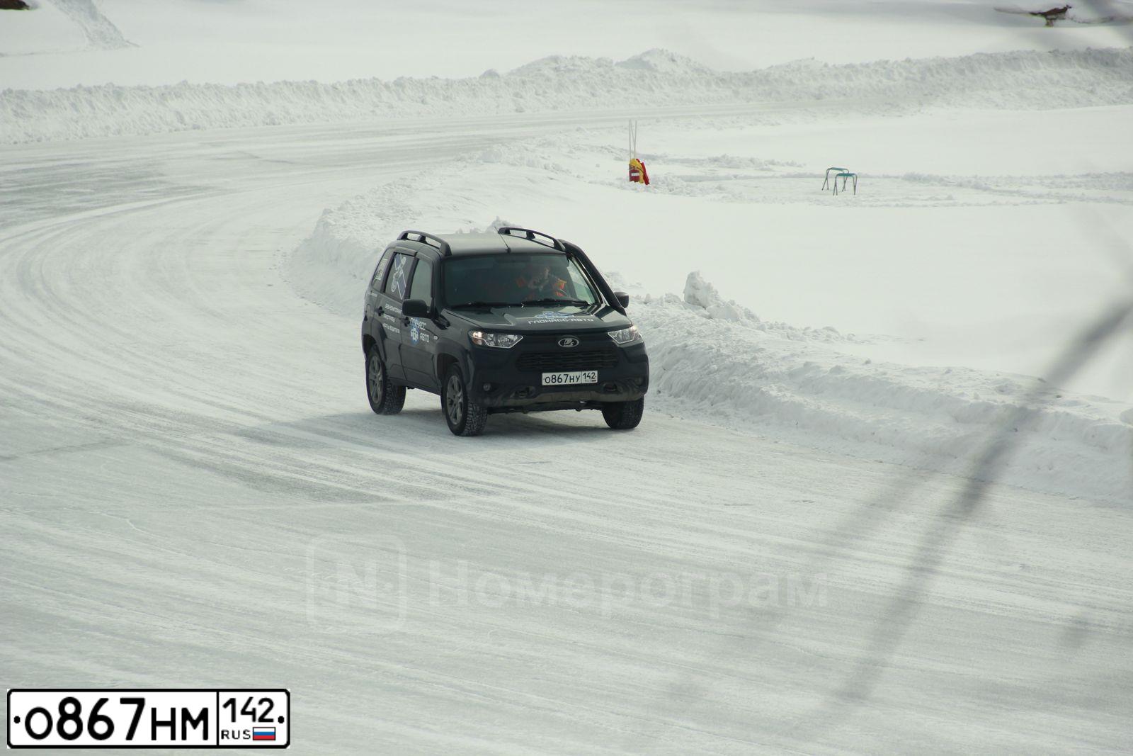Фото автомобиля LADA 2110 LADA, 2000 — госномер М345ТО174. Цвет: БЕЖЕВЫЙ