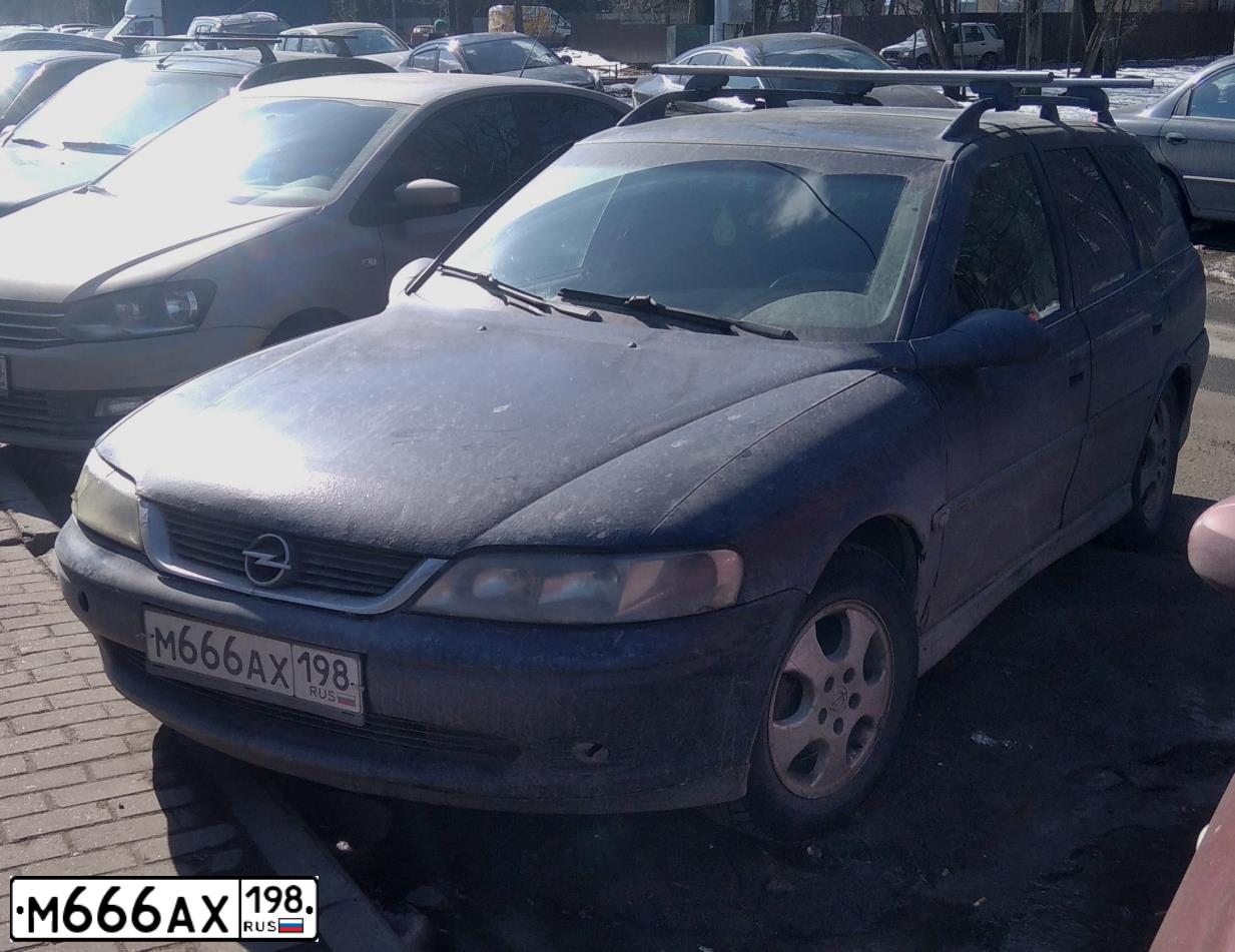 Фото автомобиля DAEWOO GENTRA, 2013 — госномер М666АХ198. Цвет: СЕРЕБРИСТЫЙ
