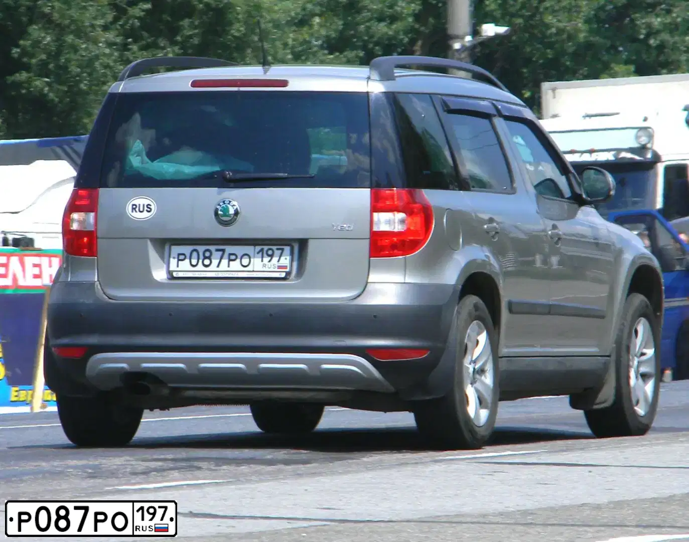 Фото автомобиля SKODA YETI, 2011 — госномер С237МА152. Цвет: серый