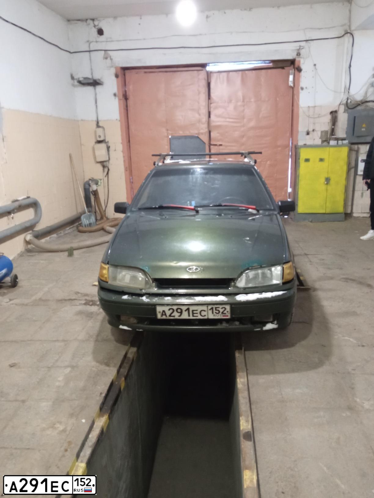 Фото автомобиля LADA 2115 SAMARA, 2006 — госномер А291ЕС152. Цвет: Темно-зеленый