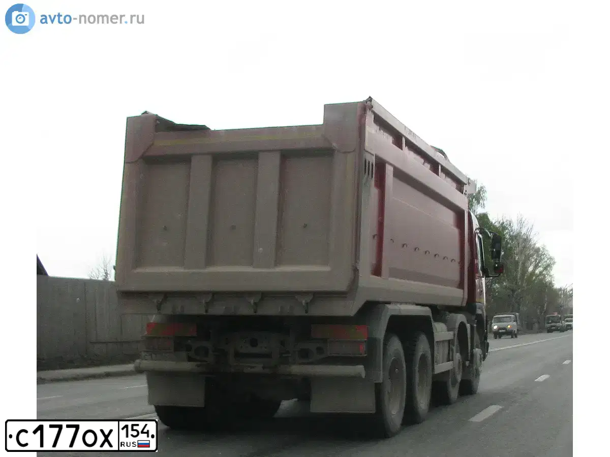 Фото автомобиля LADA 2113 SAMARA, 2011 — госномер С177ОХ154. Цвет: СВЕТЛО СЕРЕБРИСТЫЙ МЕТАЛЛ