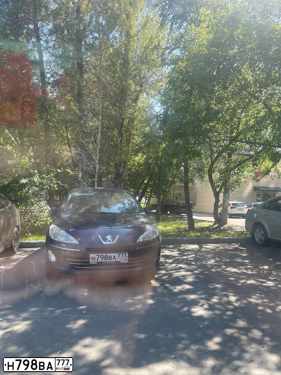 Фото автомобиля PEUGEOT 408, 2013 — госномер Н798ВА777. Цвет: СИНИЙ ТЕМНЫЙ
