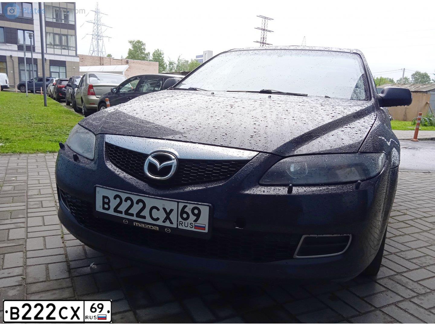 Фото автомобиля LADA 2170 PRIORA, 2011 — госномер Н682НМ10. Цвет: ЧЕРНО-СИНИЙ
