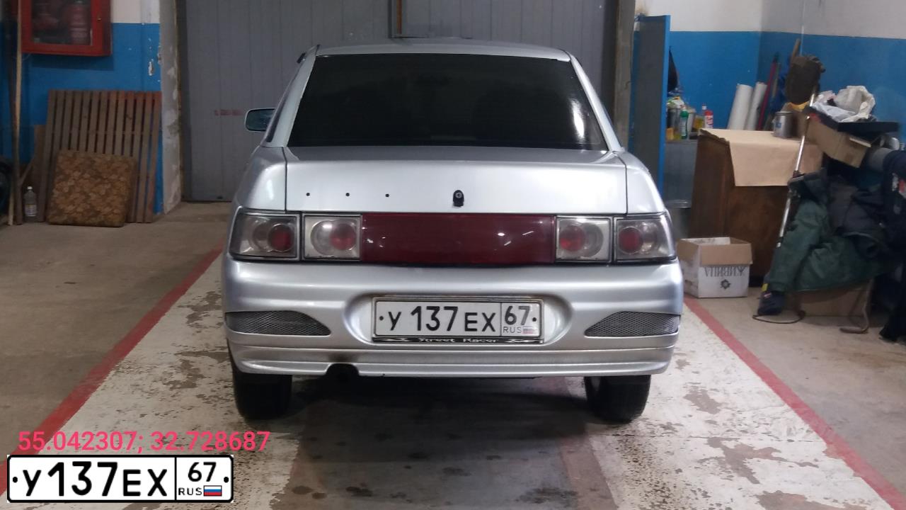 Фото автомобиля LADA 2110, 2003 — госномер У137ЕХ67. Цвет: Серебристый
