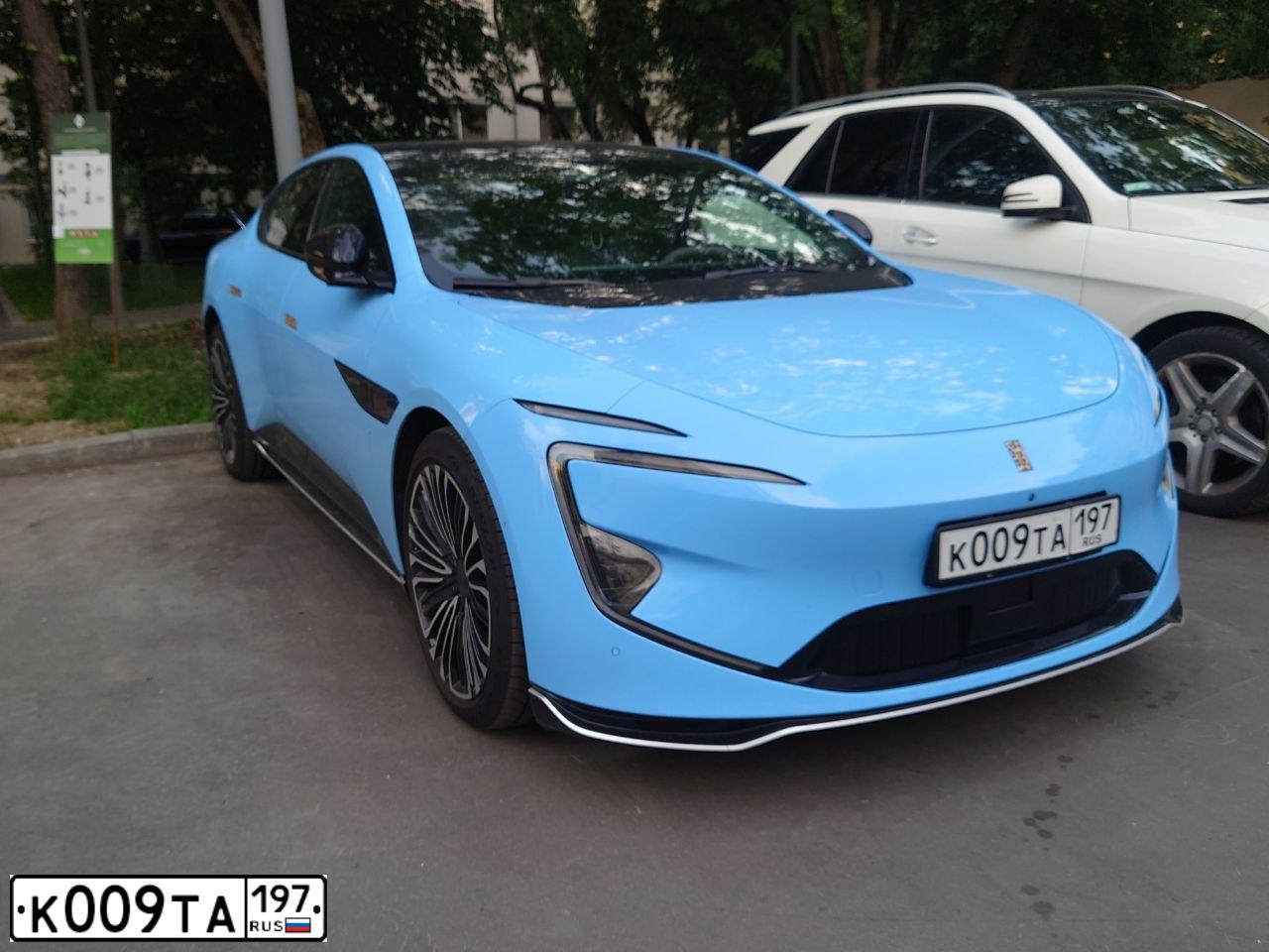 Фото автомобиля VOLKSWAGEN CC, 2012 — госномер К009ТА197. Цвет: СИНИЙ ТЕМНЫЙ