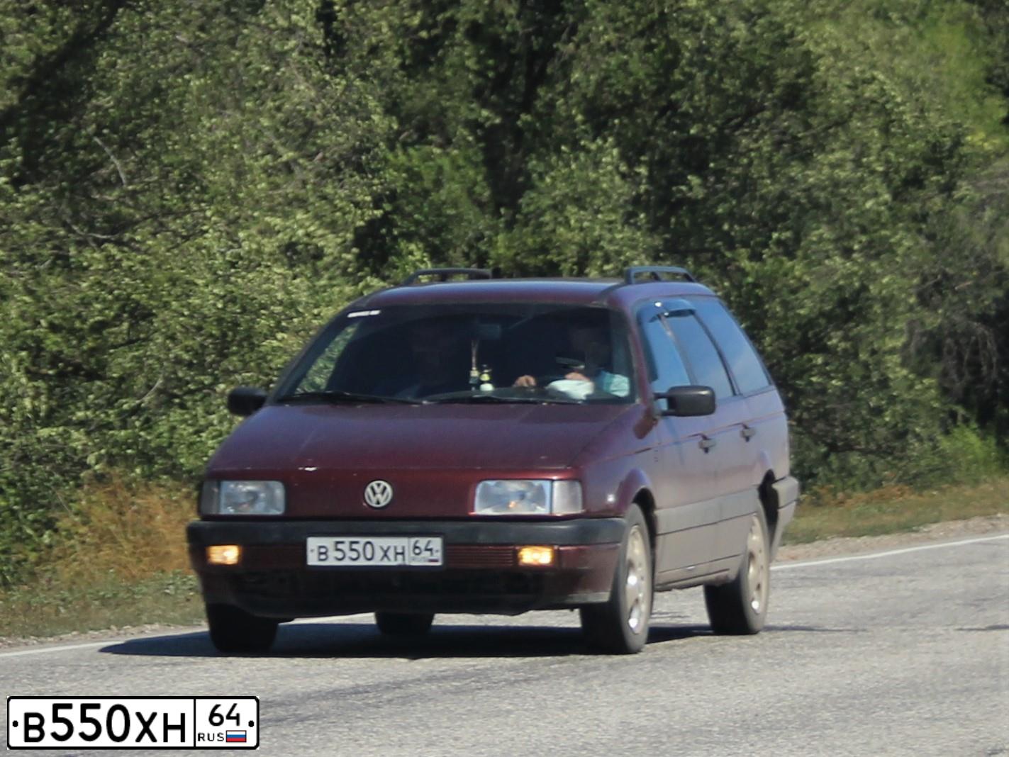 Фото автомобиля VOLKSWAGEN PASSAT, 1991 — госномер М276РР34. Цвет: СЕРЕБРИСТО ТЕМНО КРАСНЫЙ
