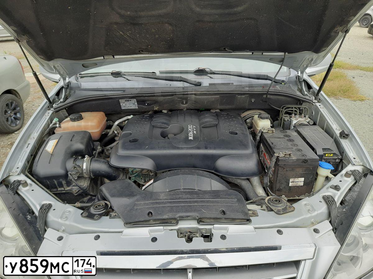 Фото автомобиля SSANGYONG KYRON, 2009 — госномер У859МС174. Цвет: СЕРЕБРИСТЫЙ МЕТАЛЛИК