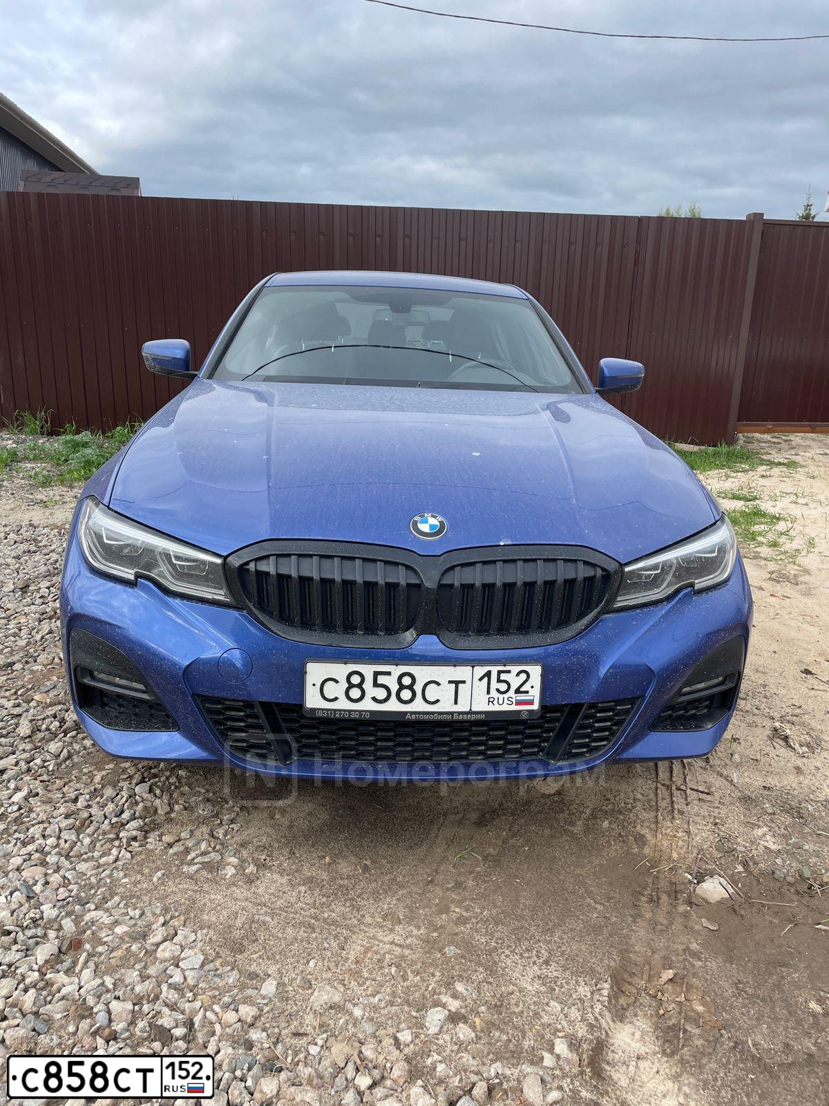 Фото автомобиля BMW SERIE 3, 2020 — госномер С858СТ152. Цвет: синий
