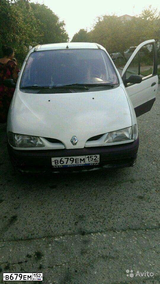 Фото автомобиля RENAULT MEGANE /GRAND/ SCENIC, 1997 — госномер К146РВ95. Цвет: Белый