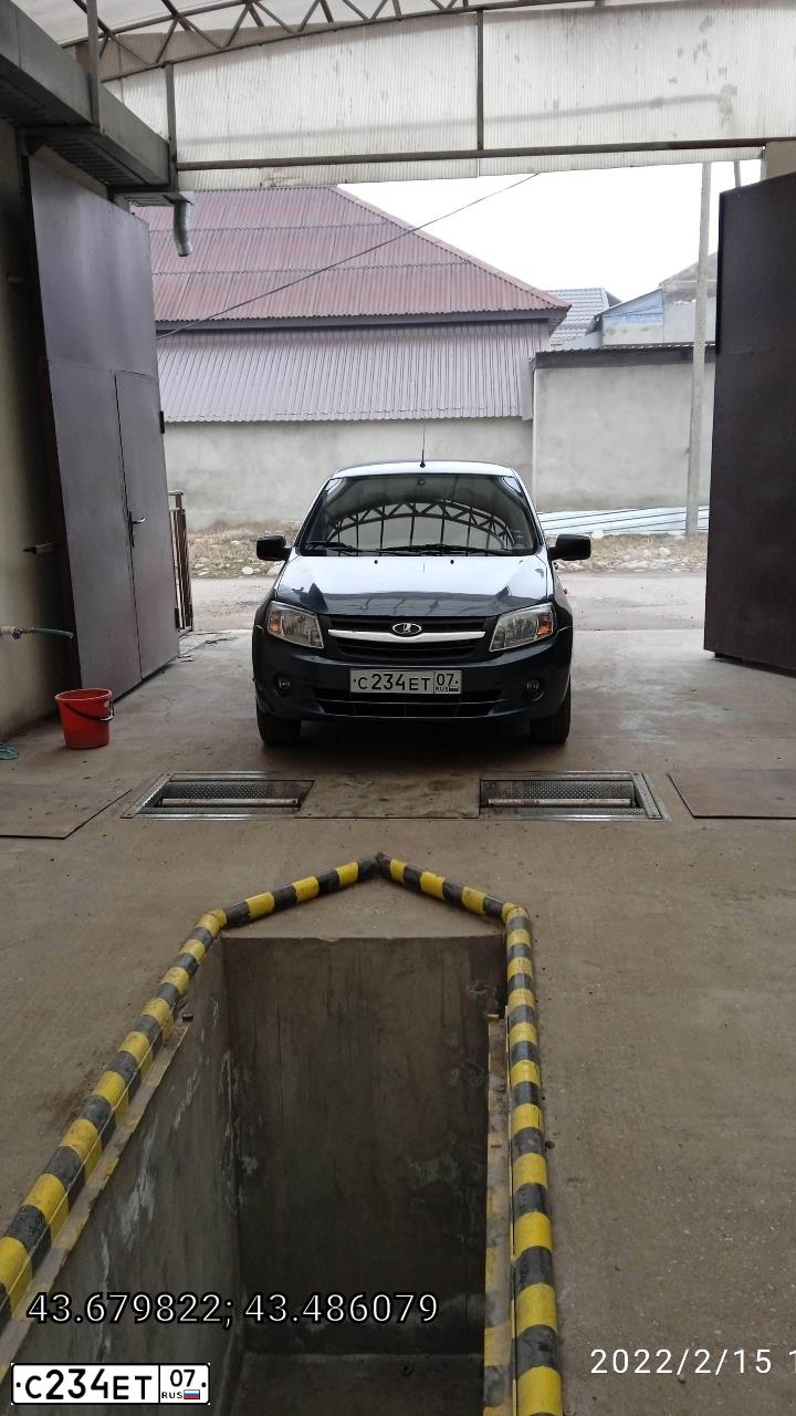 Фото автомобиля LADA 2190 GRANTA, 2014 — госномер С234ЕТ07. Цвет: СЕРО-СИНИЙ