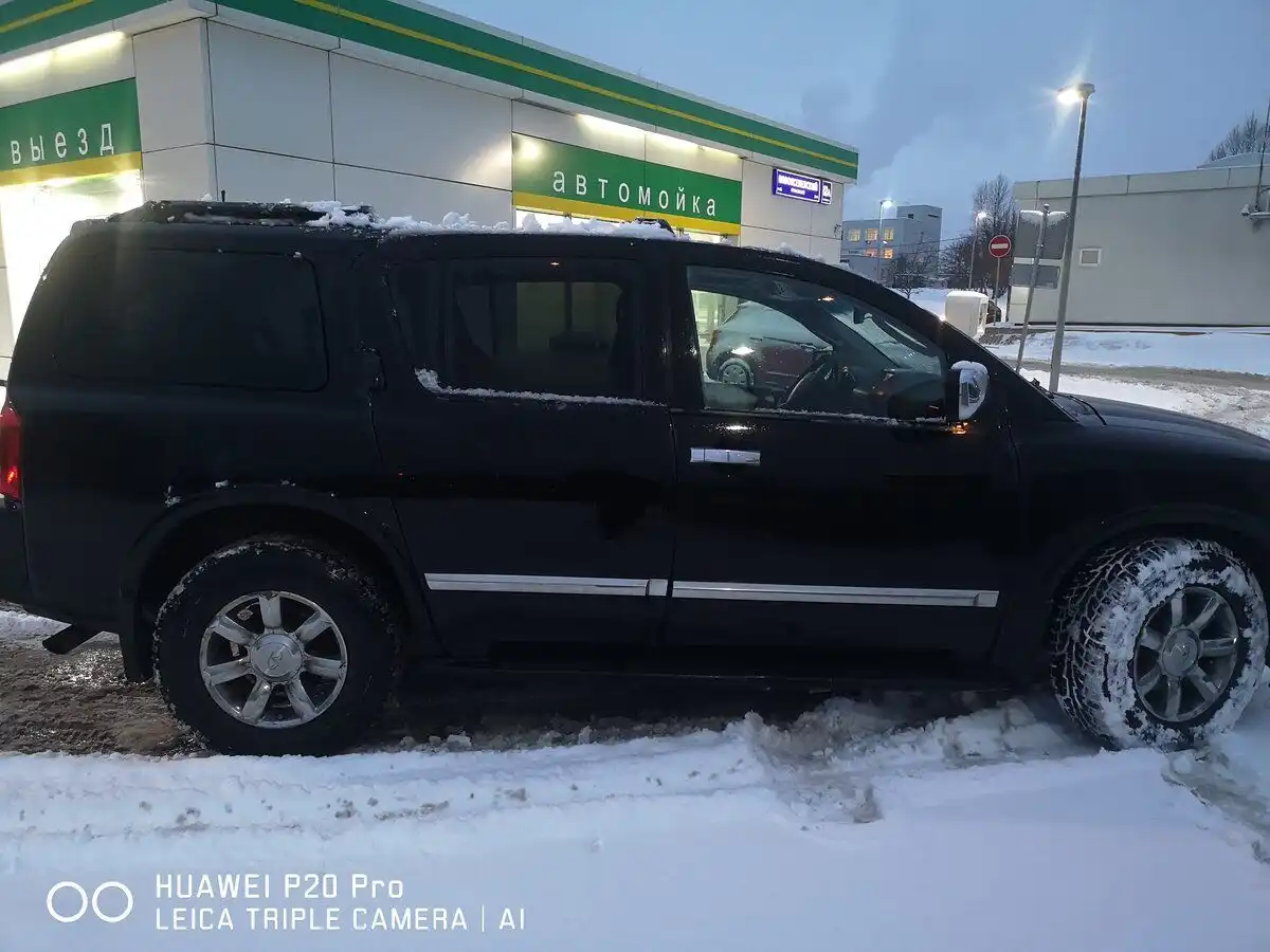 Фото автомобиля INFINITI QX80 /QX56/, 2006 — госномер К367ММ799. Цвет: ЧЕРНЫЙ