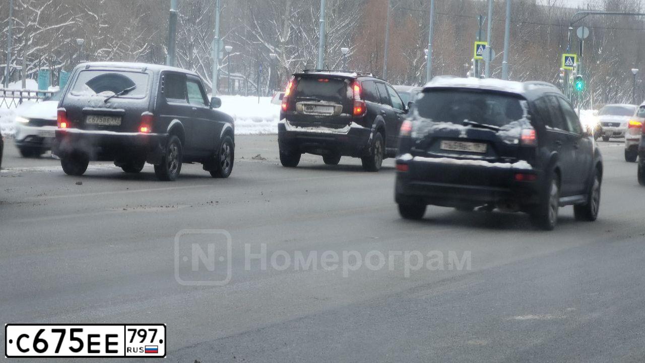 Фото автомобиля FORD MONDEO, 2007 — госномер Р666СН199. Цвет: СЕРЫЙ