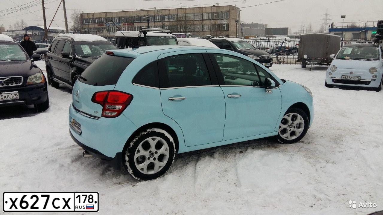 Фото автомобиля FIAT 500, 2008 — госномер Т481ОА178. Цвет: СВЕТЛО-ГОЛУБОЙ