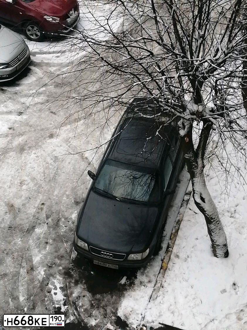 Фото автомобиля AUDI 100, 1991 — госномер К882ВС702. Цвет: ЧЕРНЫЙ