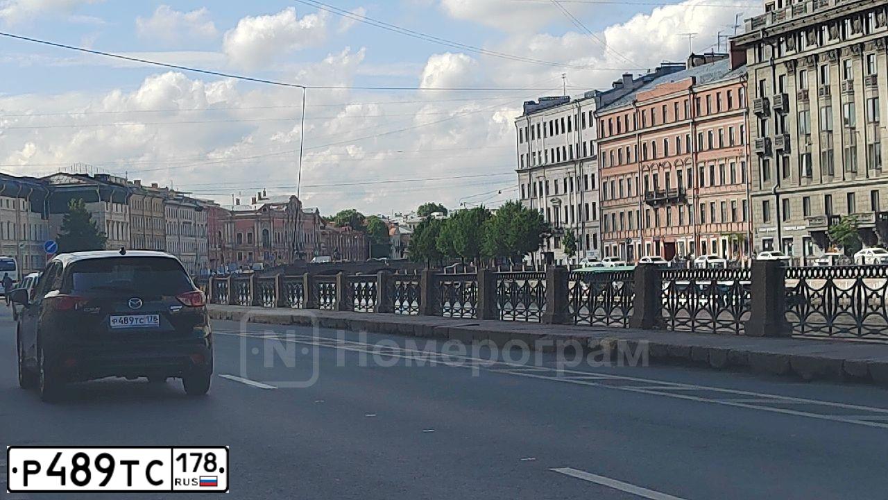 Фото автомобиля BMW 320I, 2013 — госномер К287МА53. Цвет: Белый
