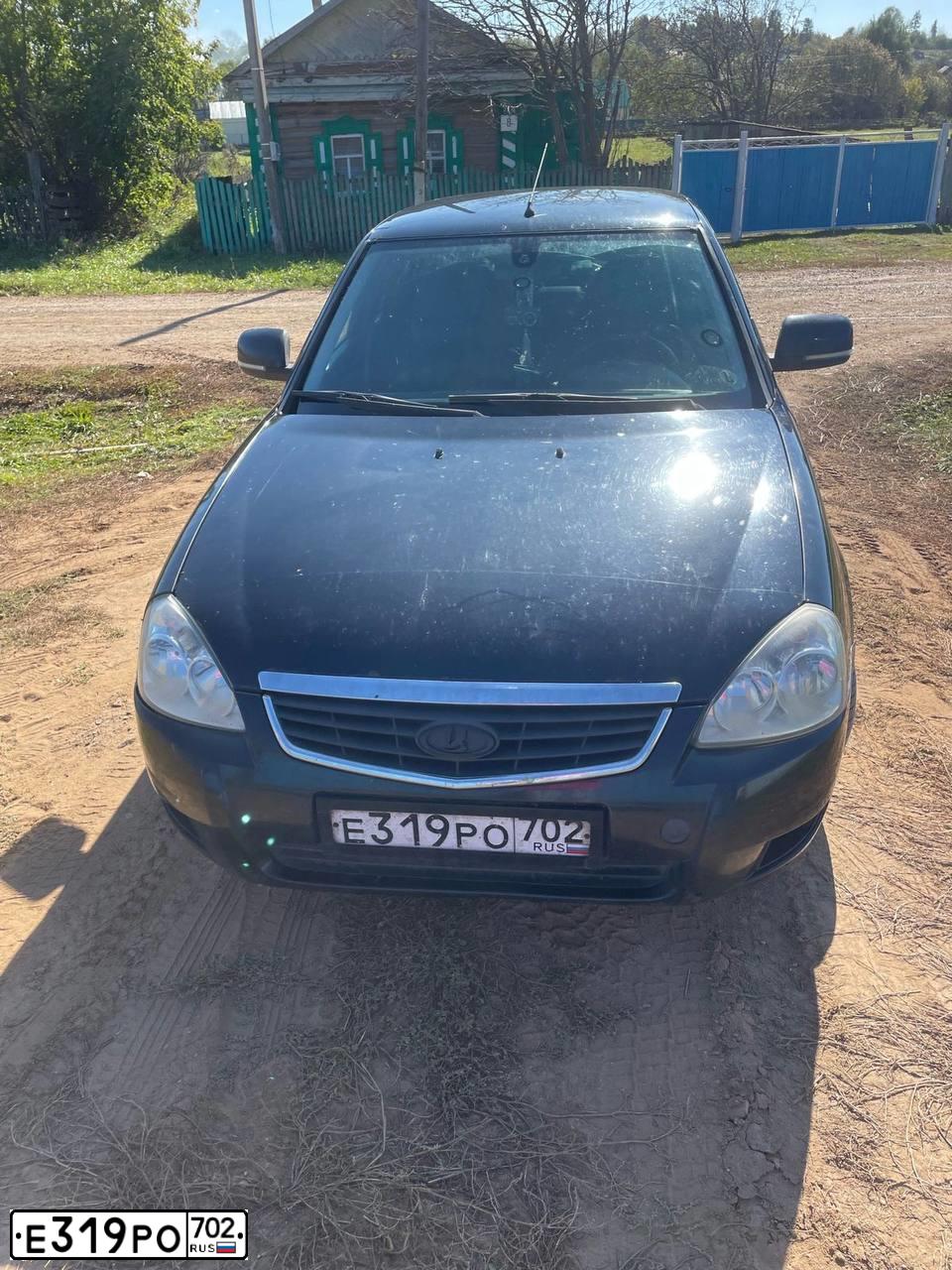 Фото автомобиля LADA 2170 PRIORA, 2012 — госномер Е319РО702. Цвет: Сине-Черный