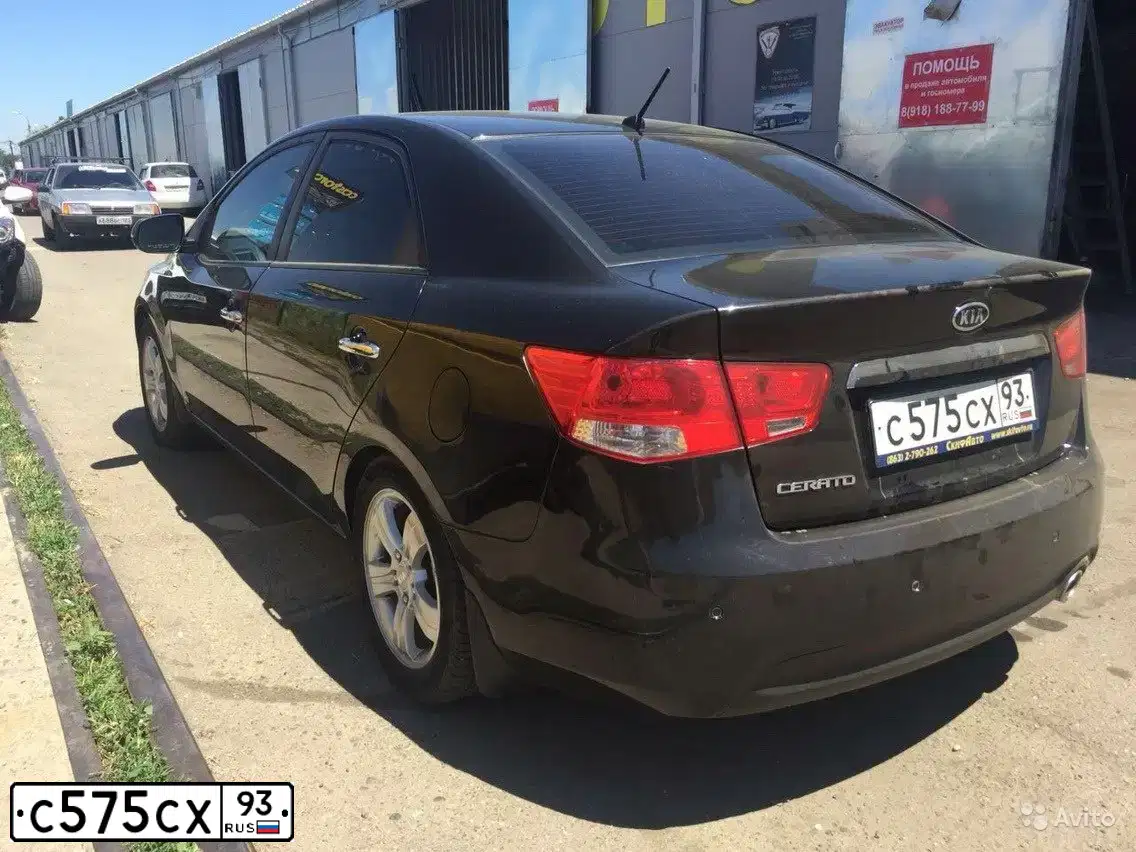 Фото автомобиля KIA CERATO, 2012 — госномер С575СХ93. Цвет: ЧЕРНЫЙ