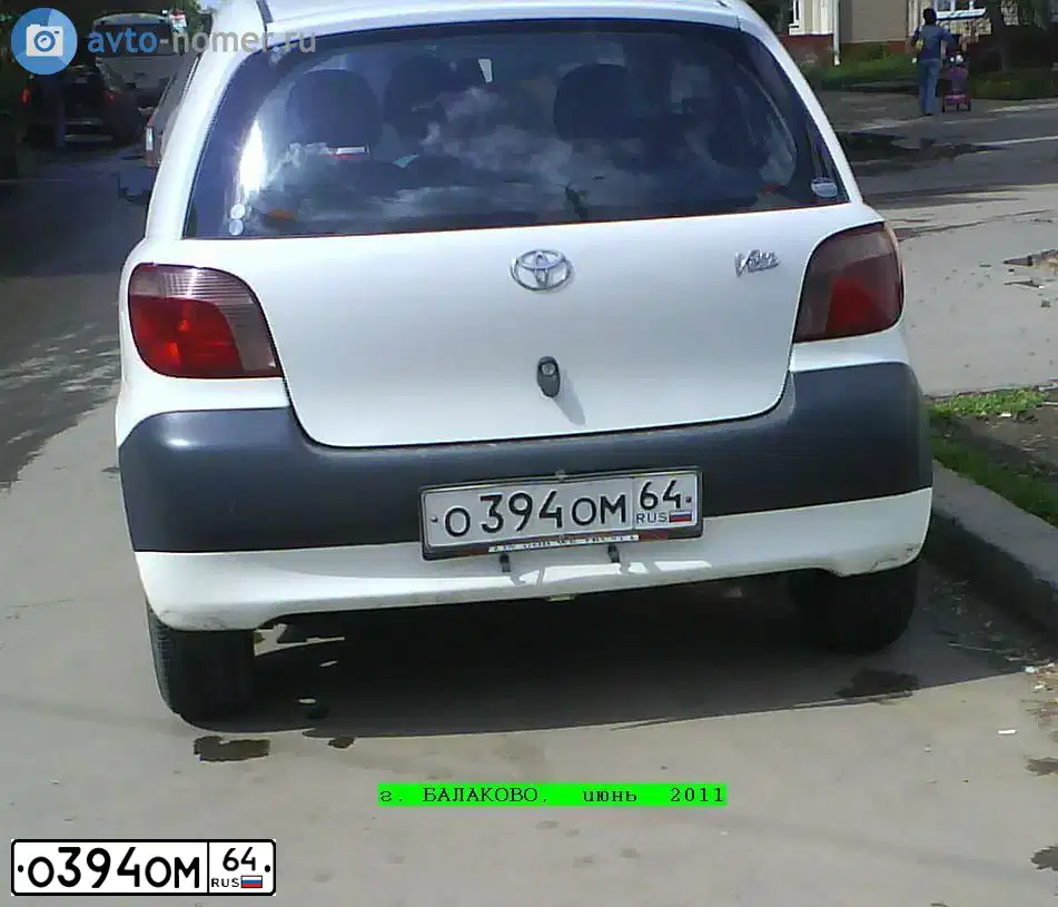 Фото автомобиля TOYOTA YARIS, 2001 — госномер О394ОМ64