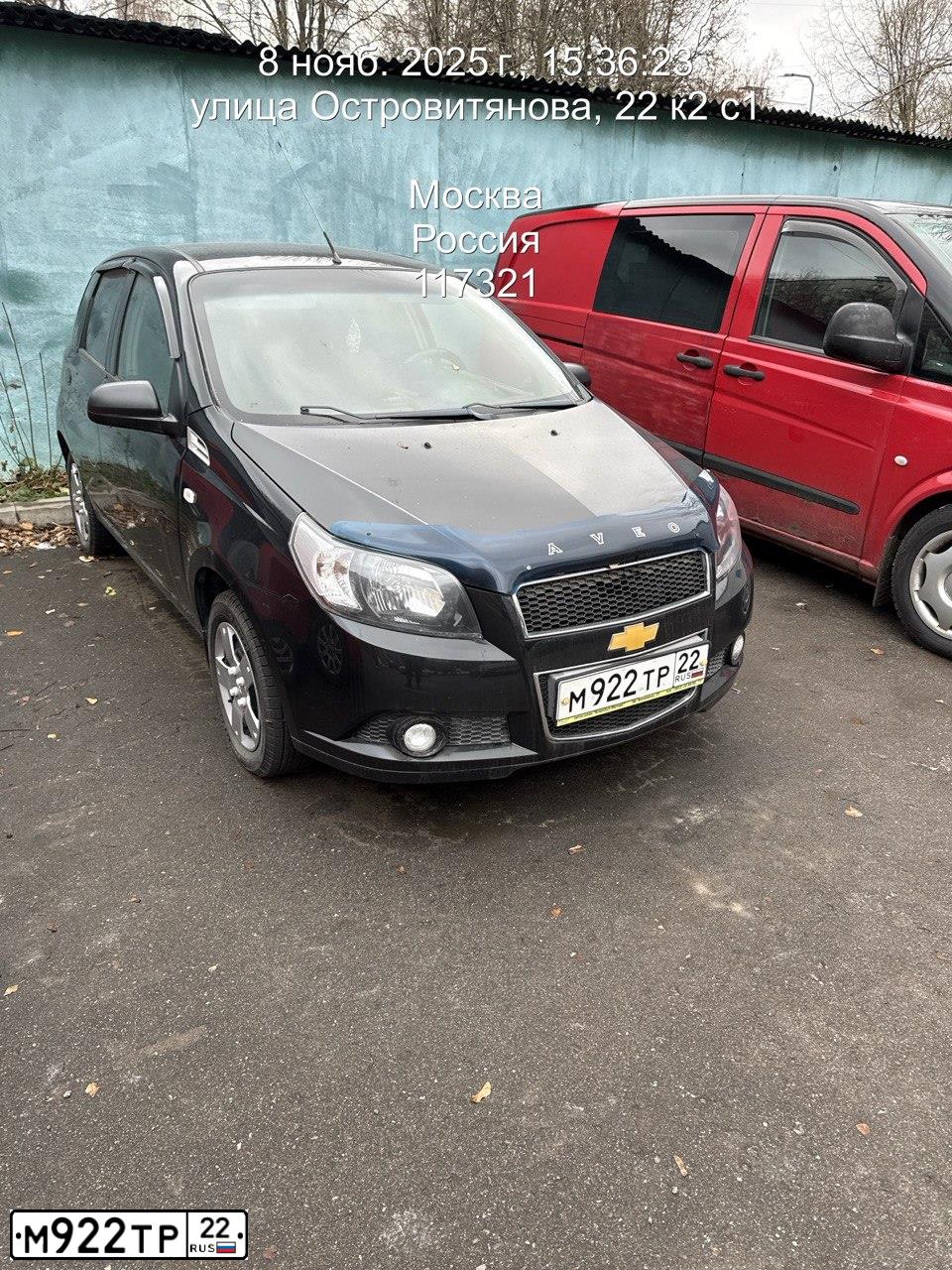 Фото автомобиля CHEVROLET AVEO, 2011 — госномер М922ТР22. Цвет: ЧЕРНЫЙ