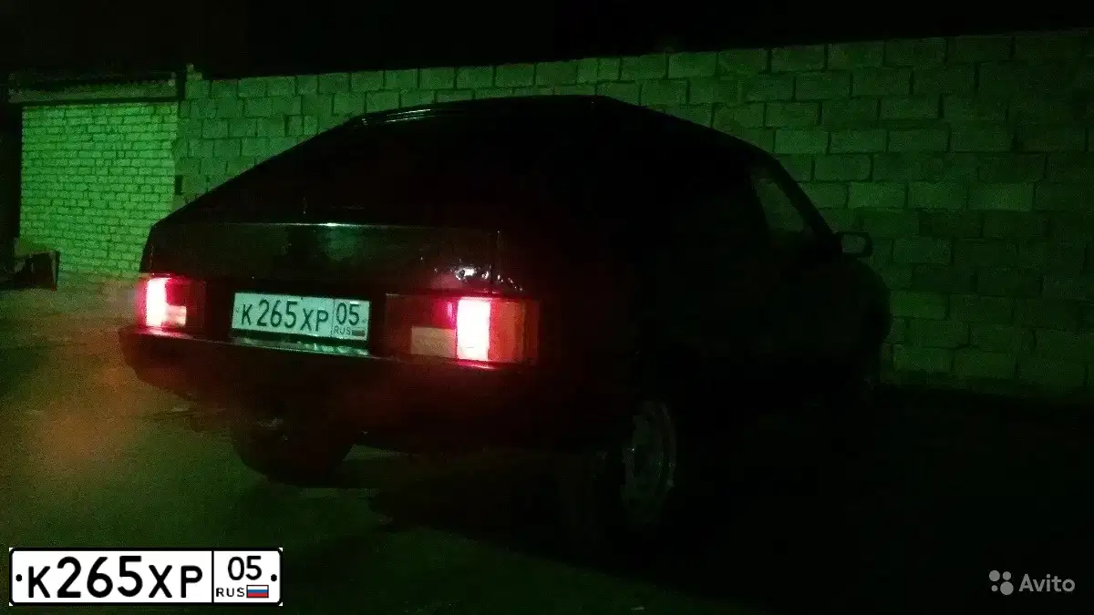 Фото автомобиля LADA 2109 SAMARA, 2003 — госномер Х461КХ199. Цвет: Темно-зеленый