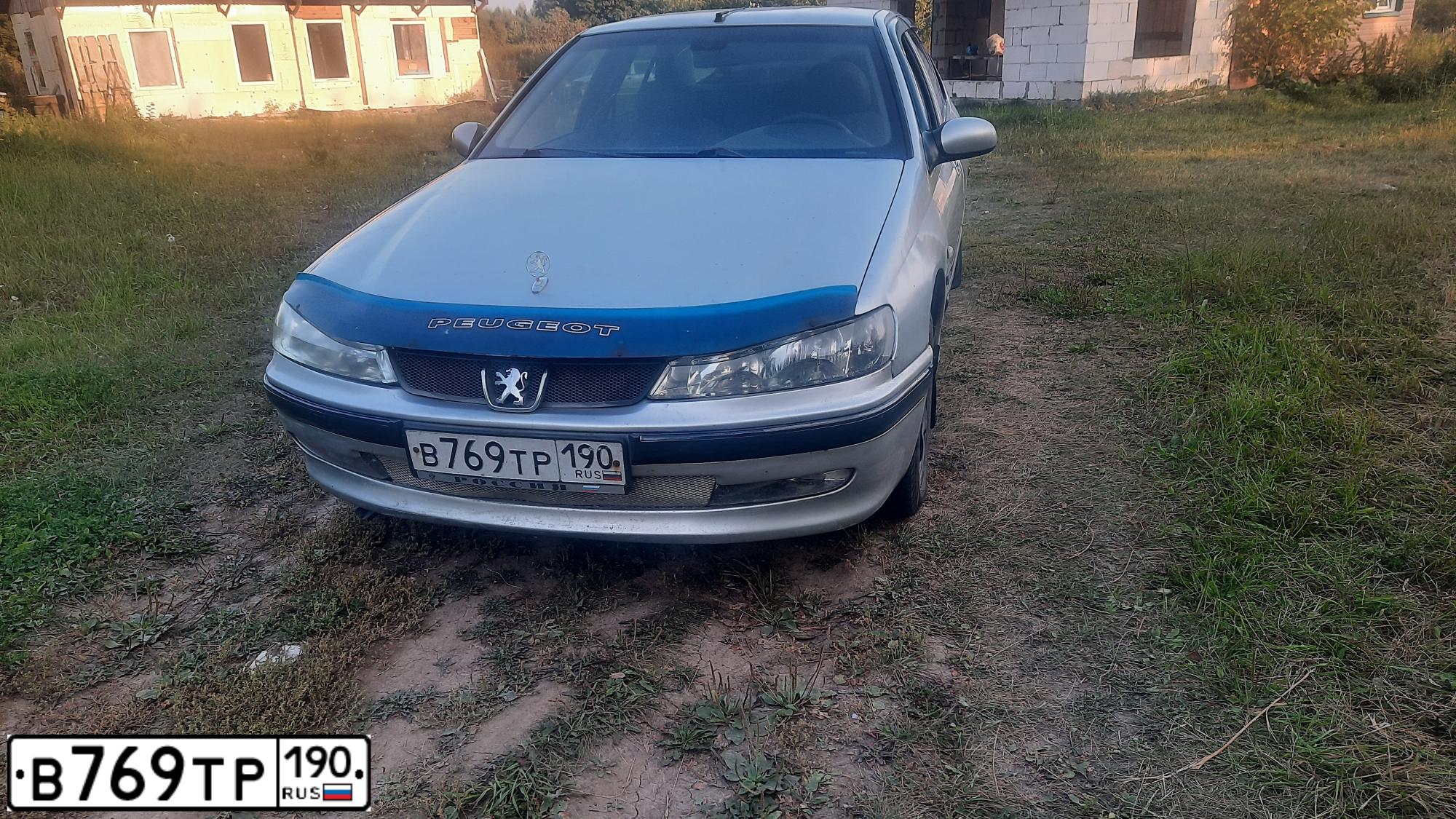 Фото автомобиля PEUGEOT 406, 2002 — госномер В769ТР190. Цвет: СЕРЫЙ