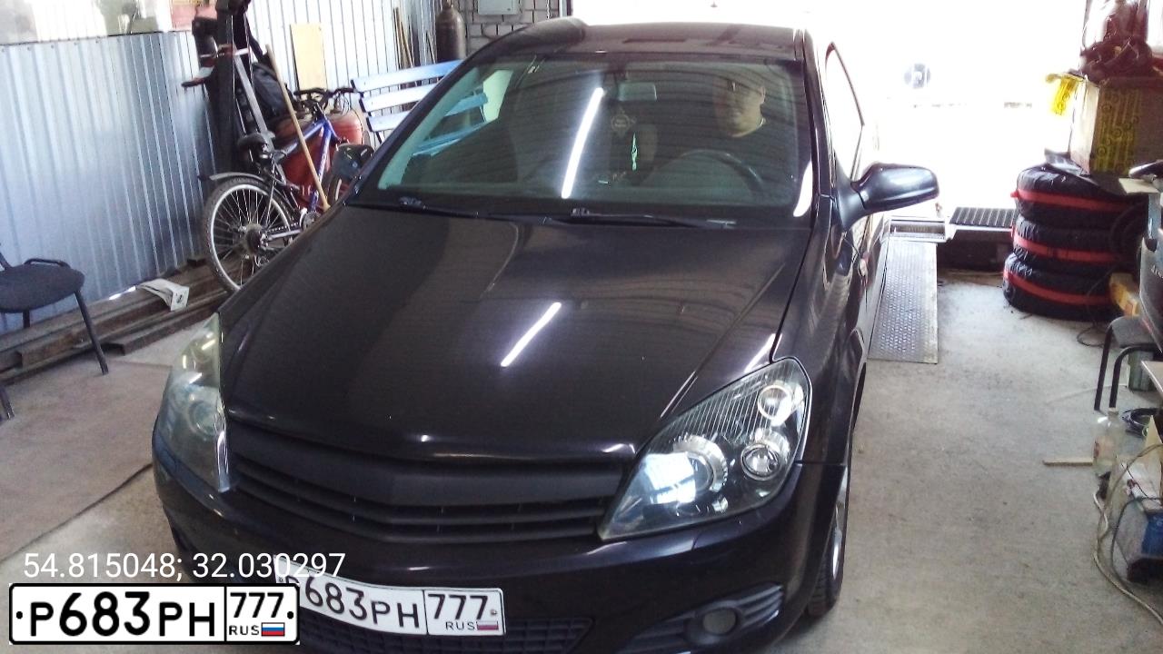 Фото автомобиля OPEL ASTRA, 2007 — госномер Н099РМ40. Цвет: ЧЕРНЫЙ