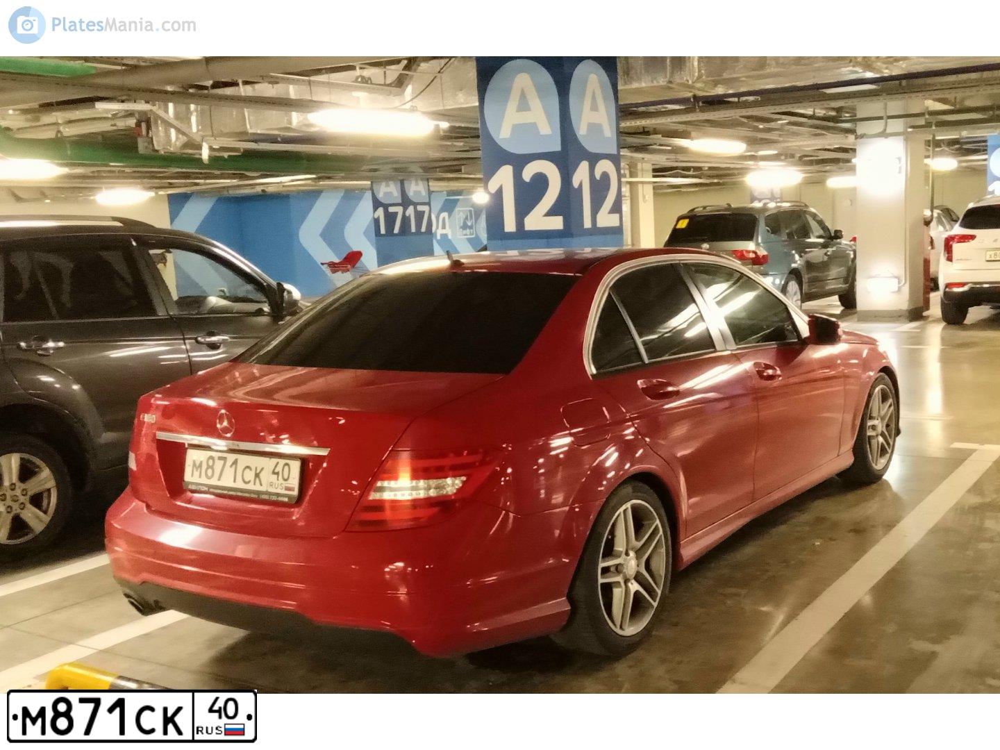 Фото автомобиля MERCEDES C-KLASSE, 2013 — госномер М871СК40. Цвет: КРАСНЫЙ