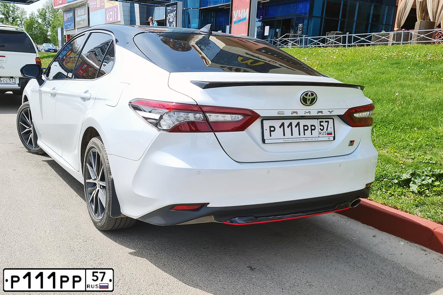 Фото автомобиля TOYOTA CAMRY, 2021 — госномер Х974РХ31