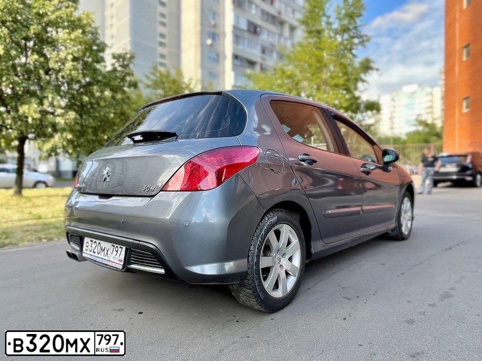 Фото автомобиля PEUGEOT 308, 2010 — госномер В419УТ777. Цвет: СЕРЫЙ ТЕМНЫЙ