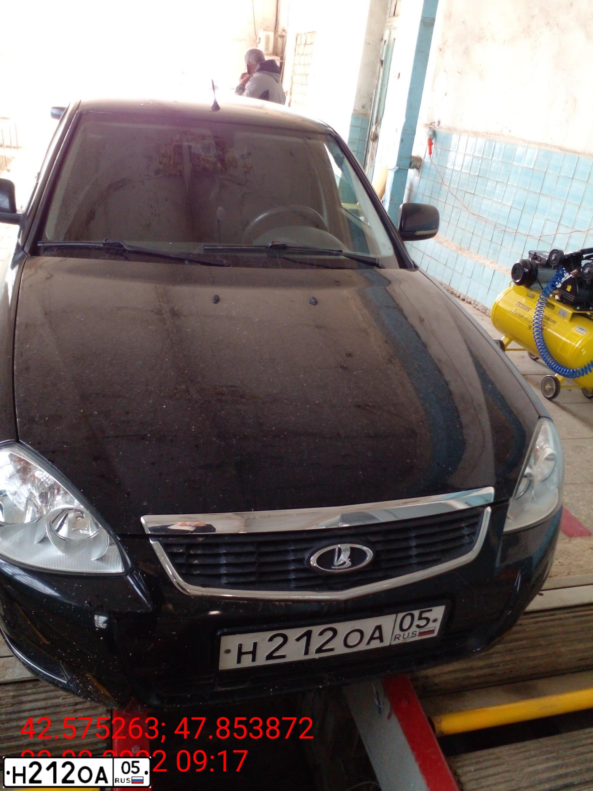 Фото автомобиля LADA 2170 PRIORA, 2012 — госномер Н212ОА05. Цвет: Сине-Черный