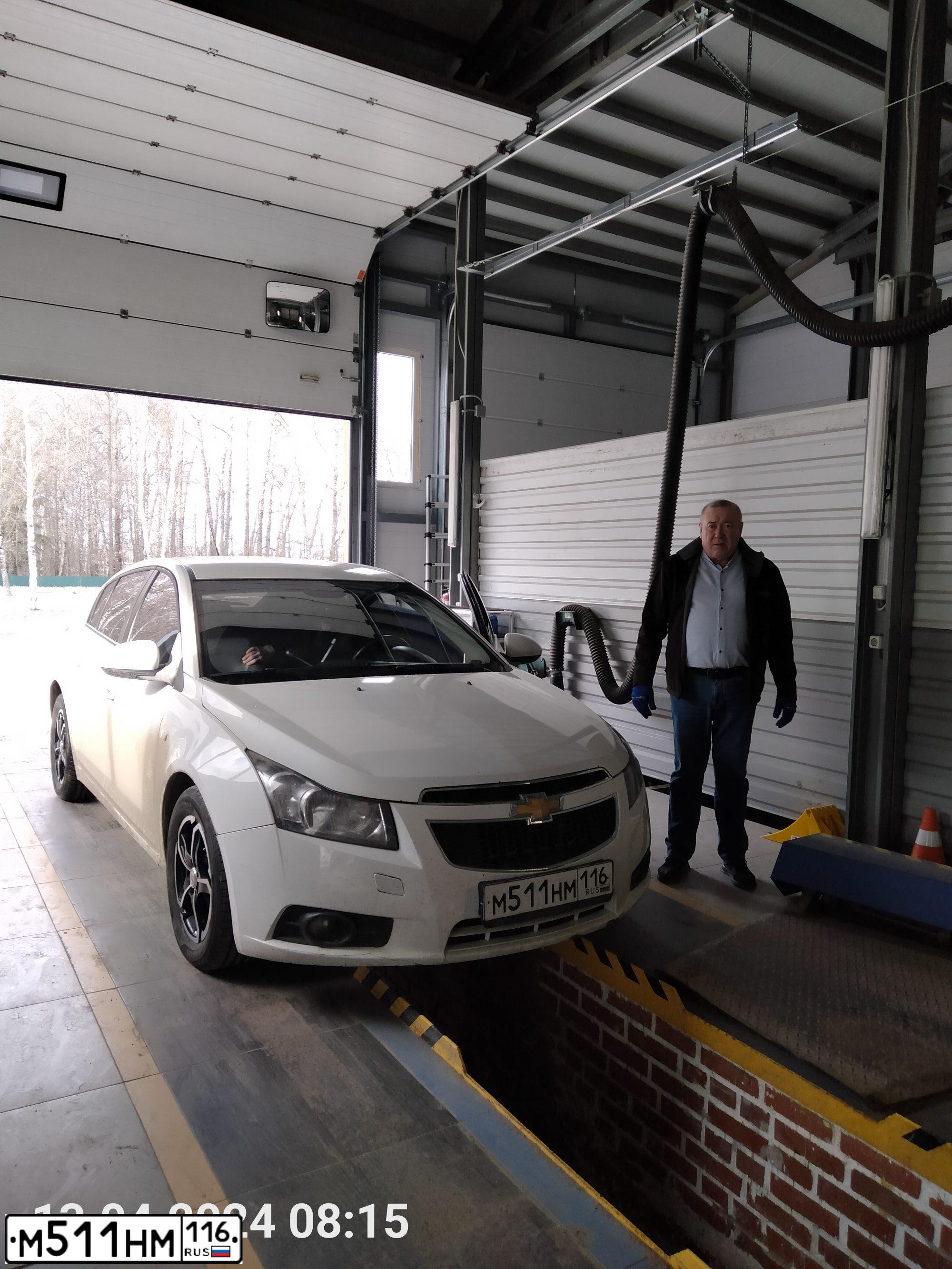 Фото автомобиля CHEVROLET CRUZE, 2012 — госномер К293РК12. Цвет: Белый