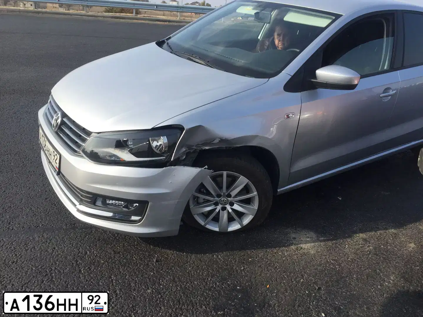 Фото автомобиля VOLKSWAGEN POLO, 2017 — госномер А136НН92